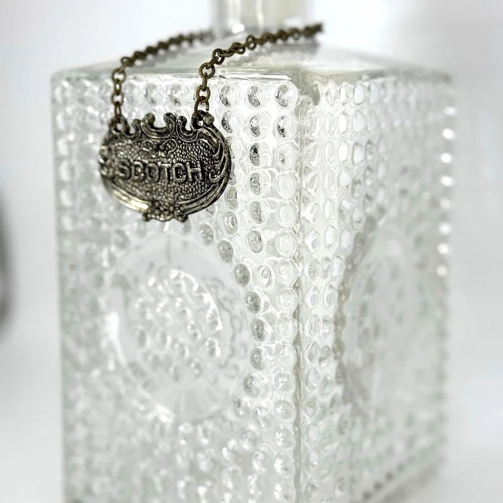 VTG Hobnail Glass Liquor Decanter w/ Stopper + Scotch & Gin Tags Barware Display